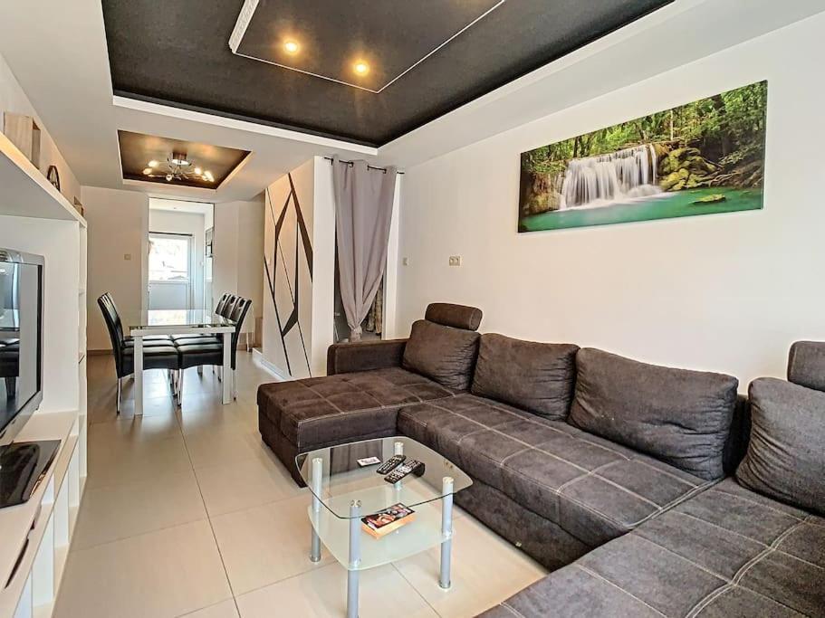 Yvoir Vue Sur Meuse Avec Jacuzzi Et Sauna Exterieur. المظهر الخارجي الصورة